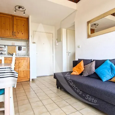T3 Mezzanine Avec Balcon, Climatisation Et Parking - Quartier Villeroy *