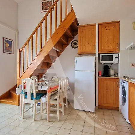 T3 Mezzanine Avec Balcon, Climatisation Et Parking - Quartier Villeroy *